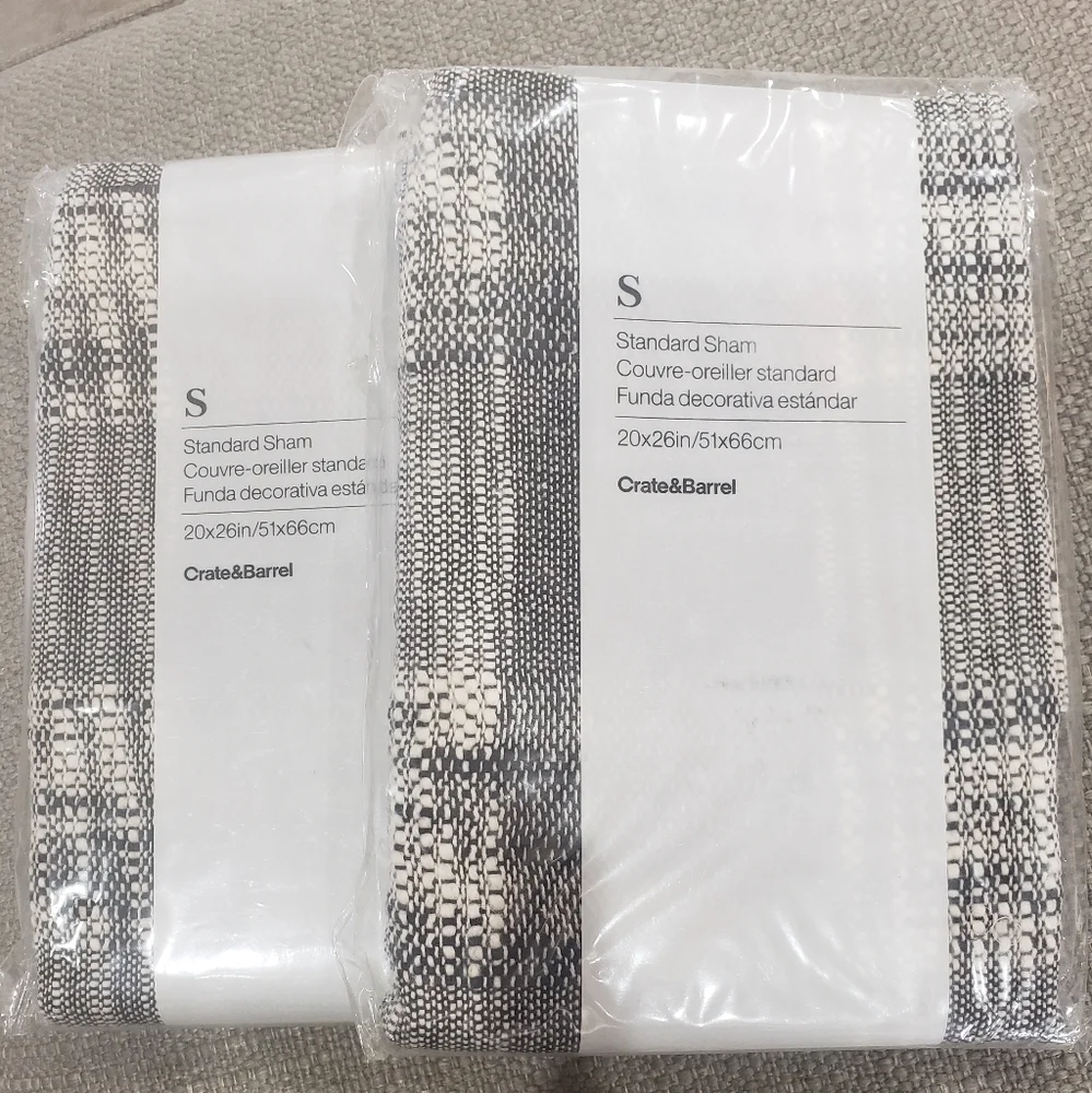Crate & Barrel x2 Lindstrom Black Lattice Standard Pillow Sham NEW 20in x 26in